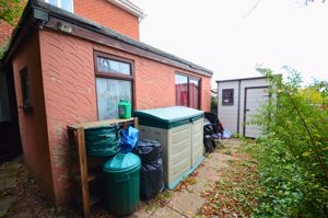 Photo 16- click for photo gallery